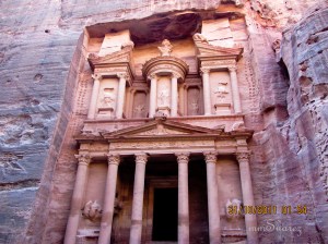 Al khazneh (the Treasury)