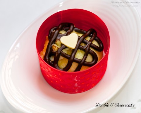 i used red ribbon around